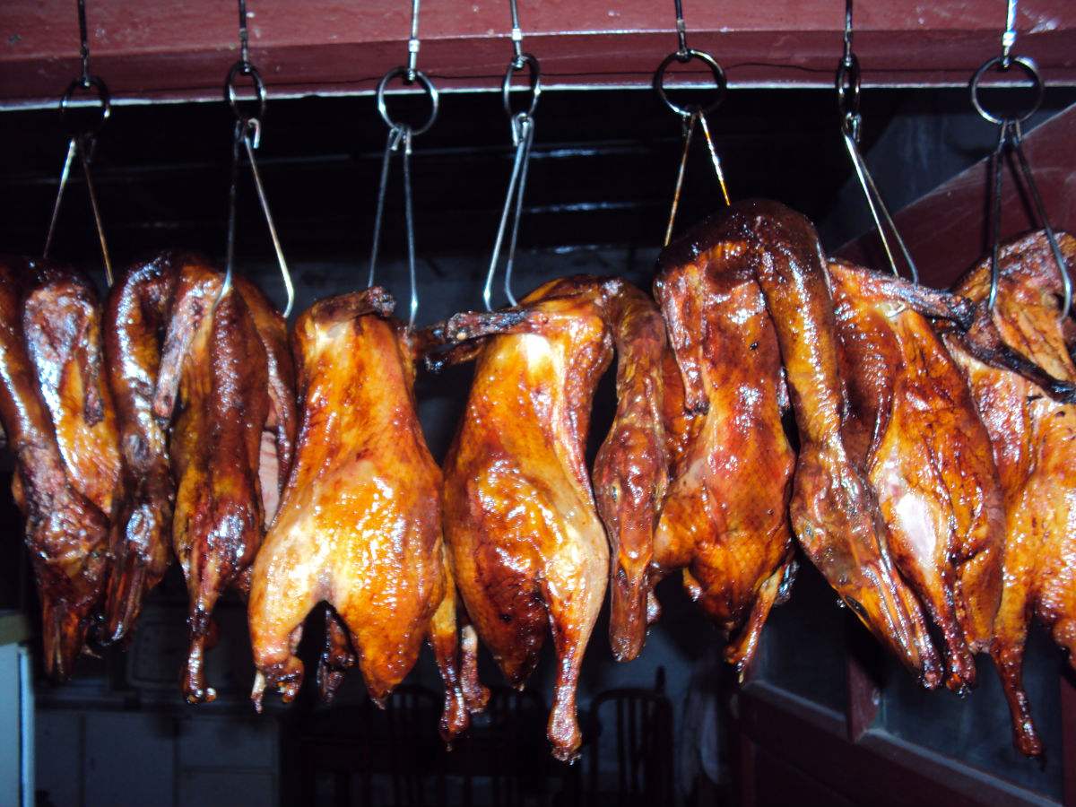 18元烤鸭调查：曝光“黑心鸭”是怎么炼成的？